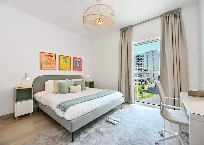 Yas Canal 2 Premium Apartment Near The Canal And F1