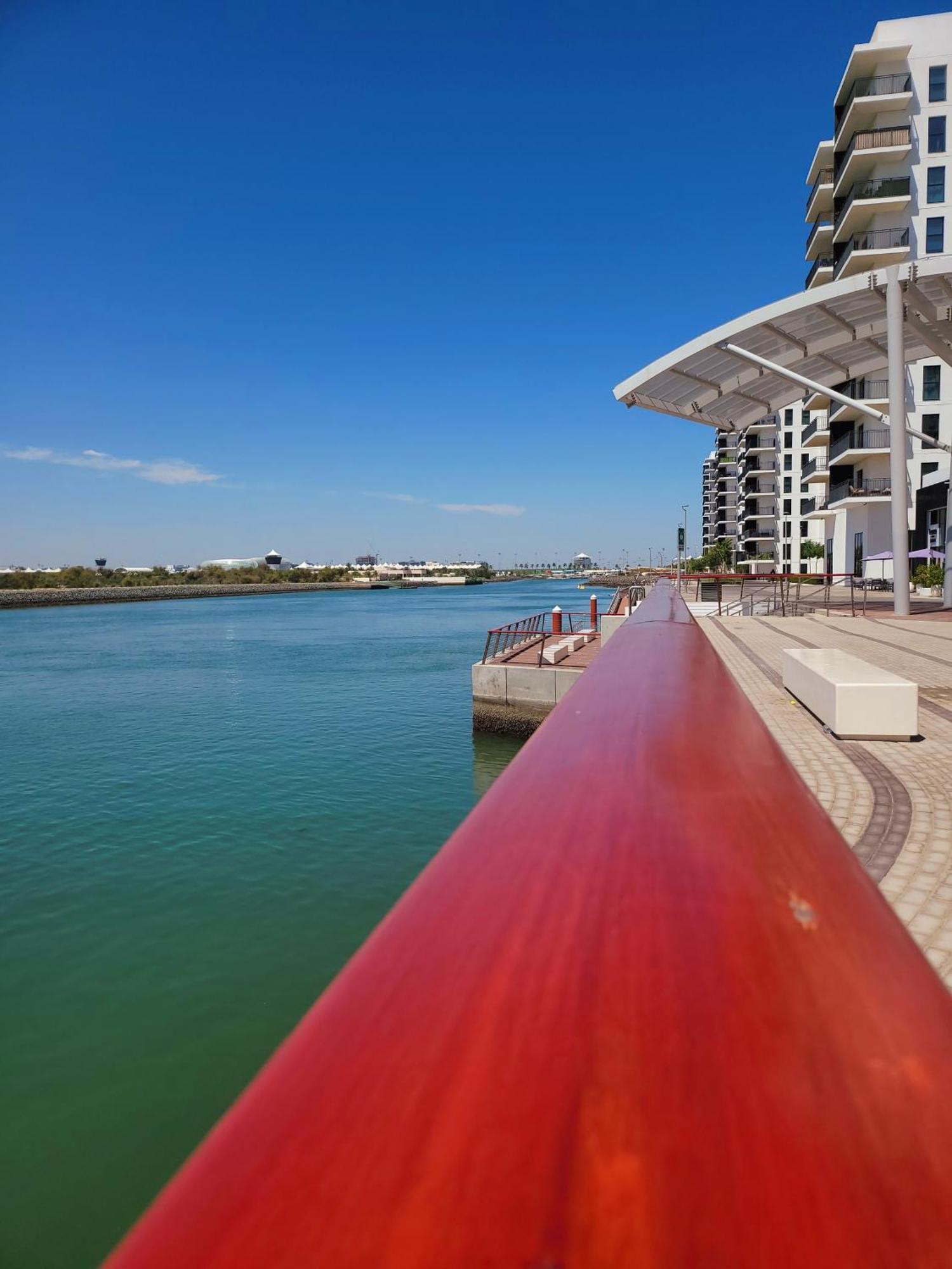 Yas Canal 2 Premium Near The Canal And F1 * Abu Dhabi