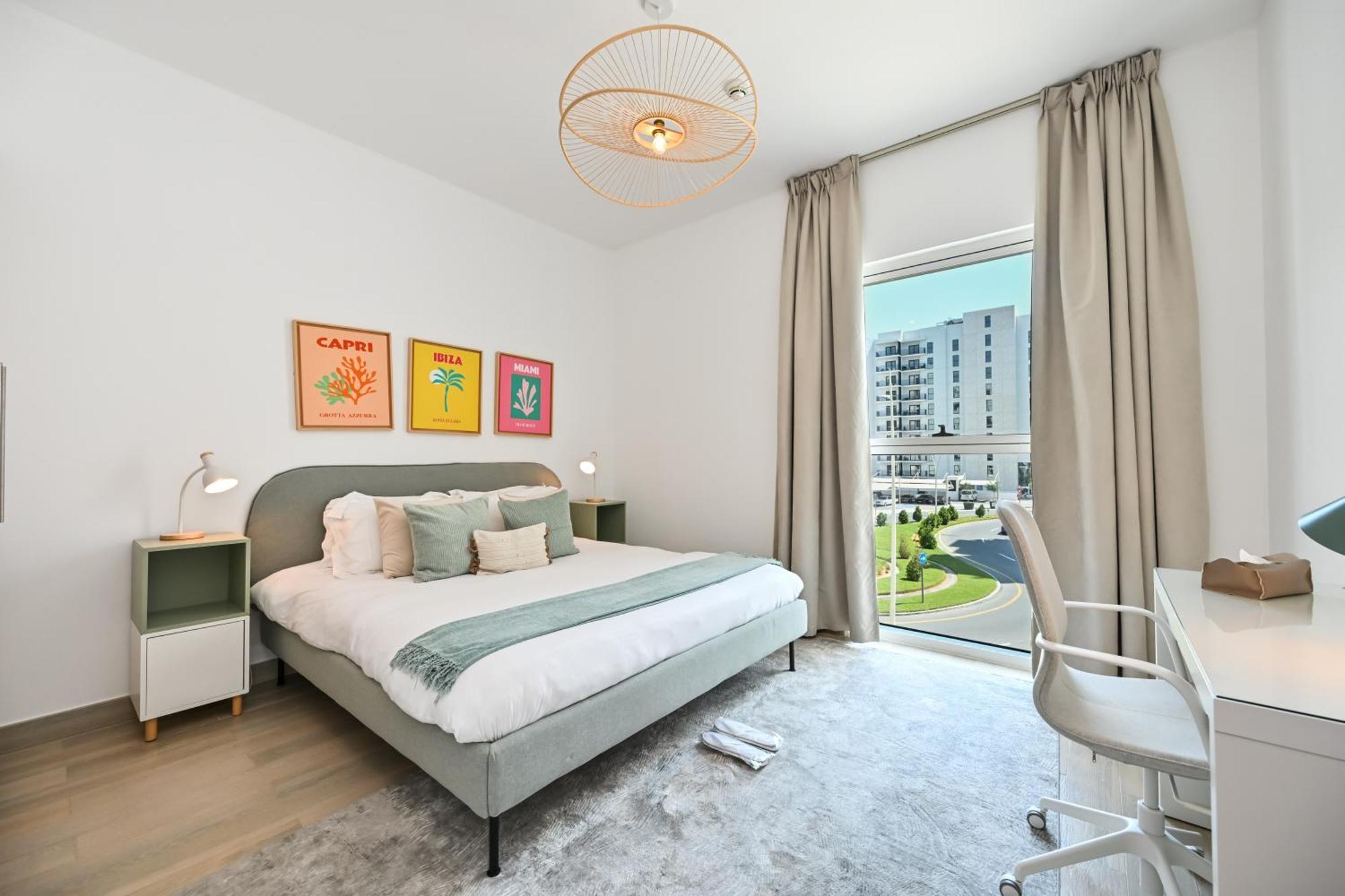 Aparthotel Yas Canal 2 Premium Near The Canal And F1